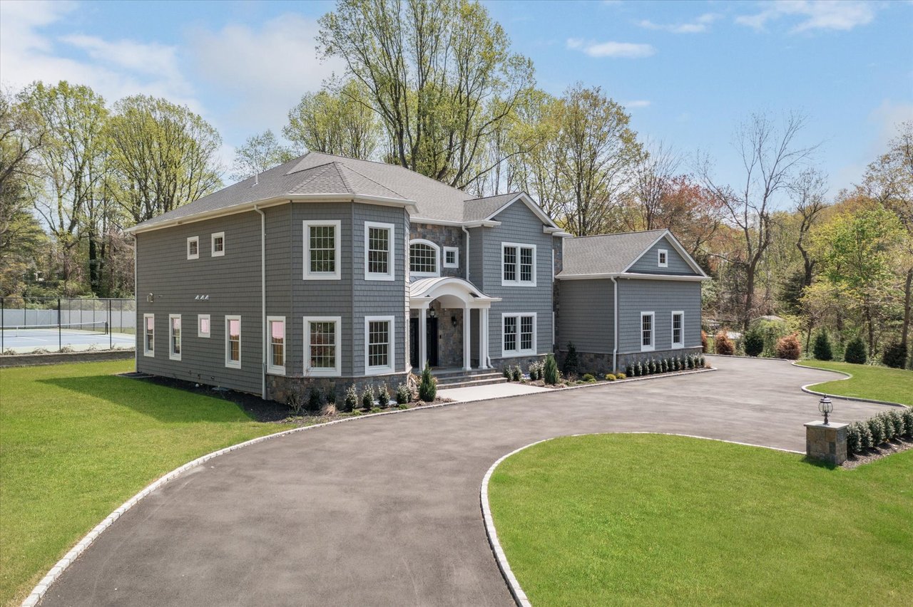 Dix Hills