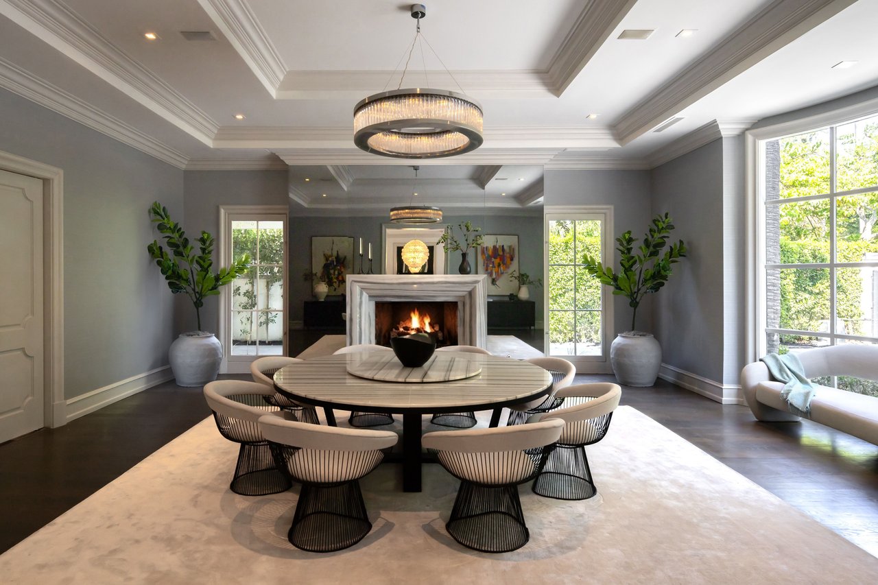 917 N Crescent Dr, Beverly Hills