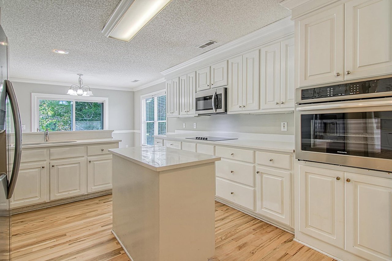 171 Shadowmoss Pkwy