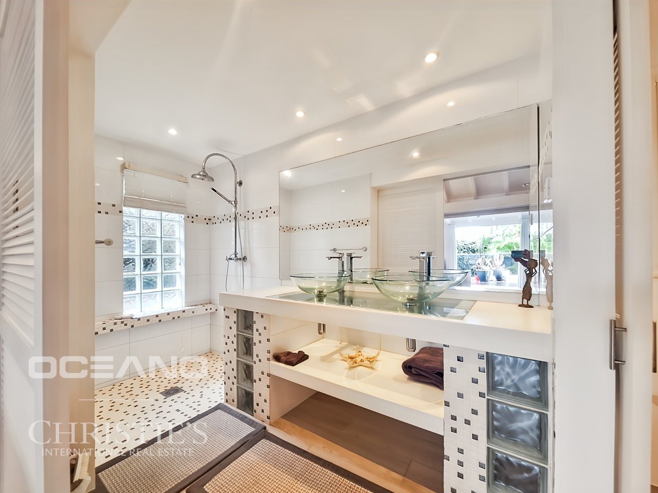 Modern 3 bedrooms Villa - Sea View
