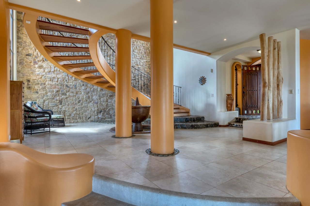 Grand Mountain View Estate, Perez Zeledon, San Jose