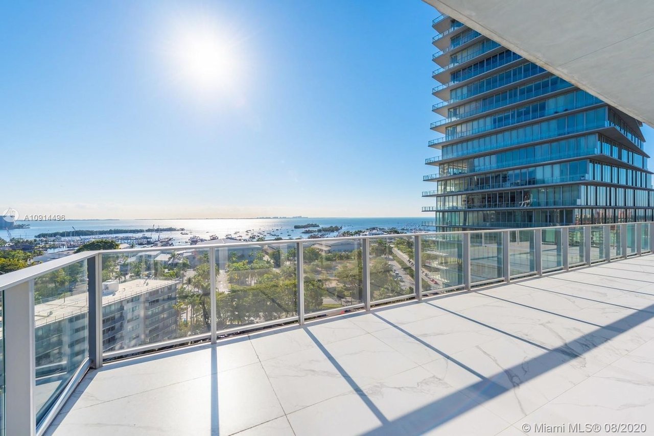 2669 S Bayshore Dr #1003