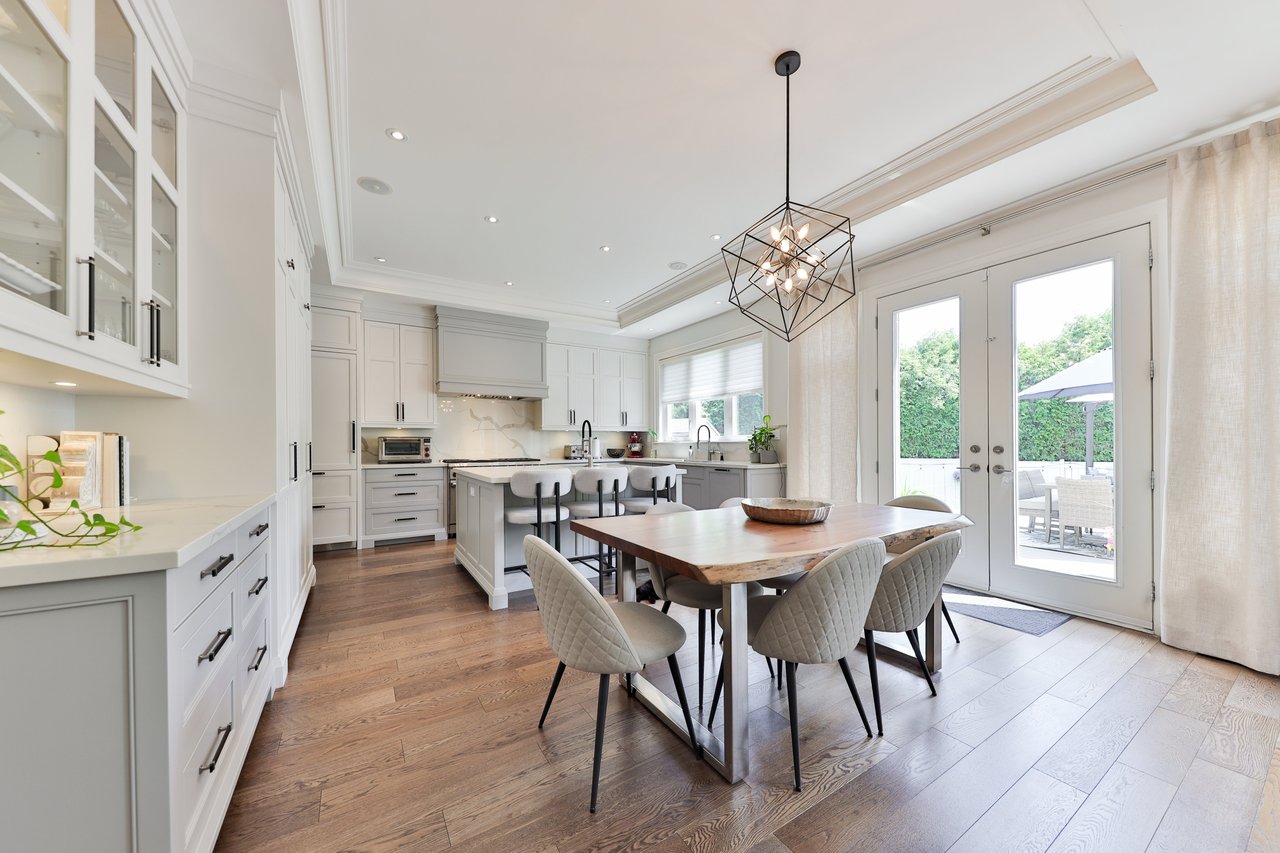 408 Saville Crescent, Oakville