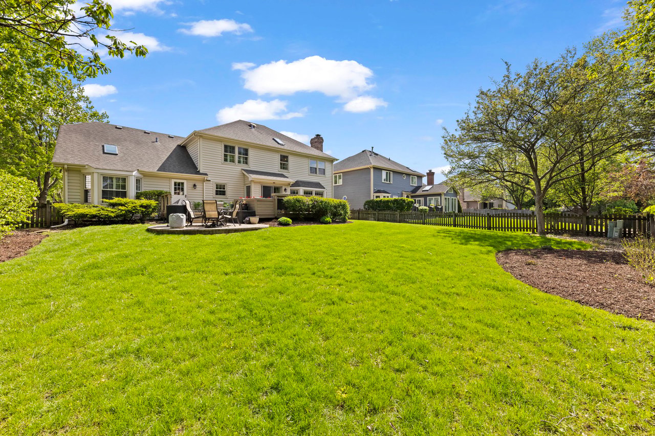 2689 Fox River Ln