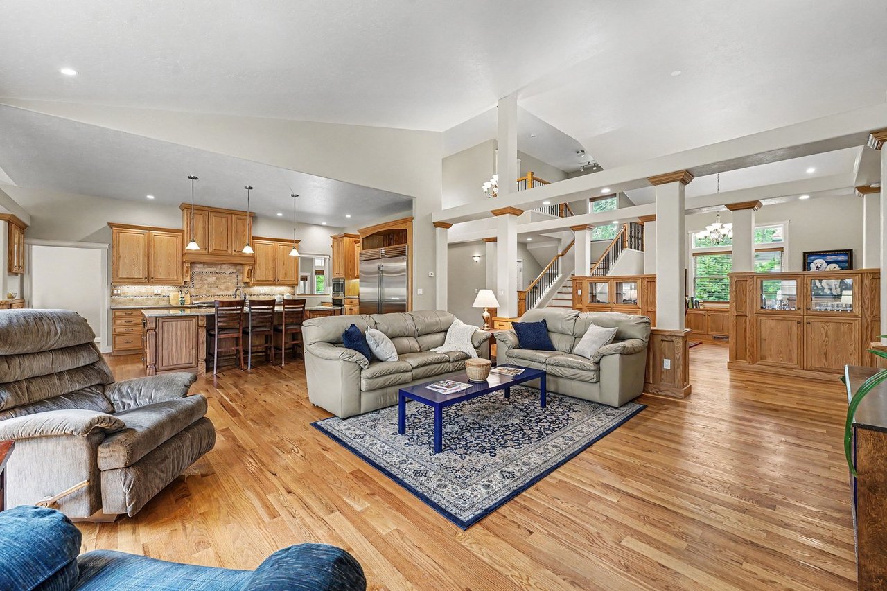 4918 Hinsdale Drive