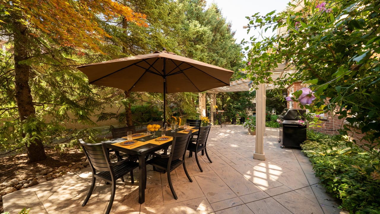 19 Stockdale Cres, Richmond Hill Ontario