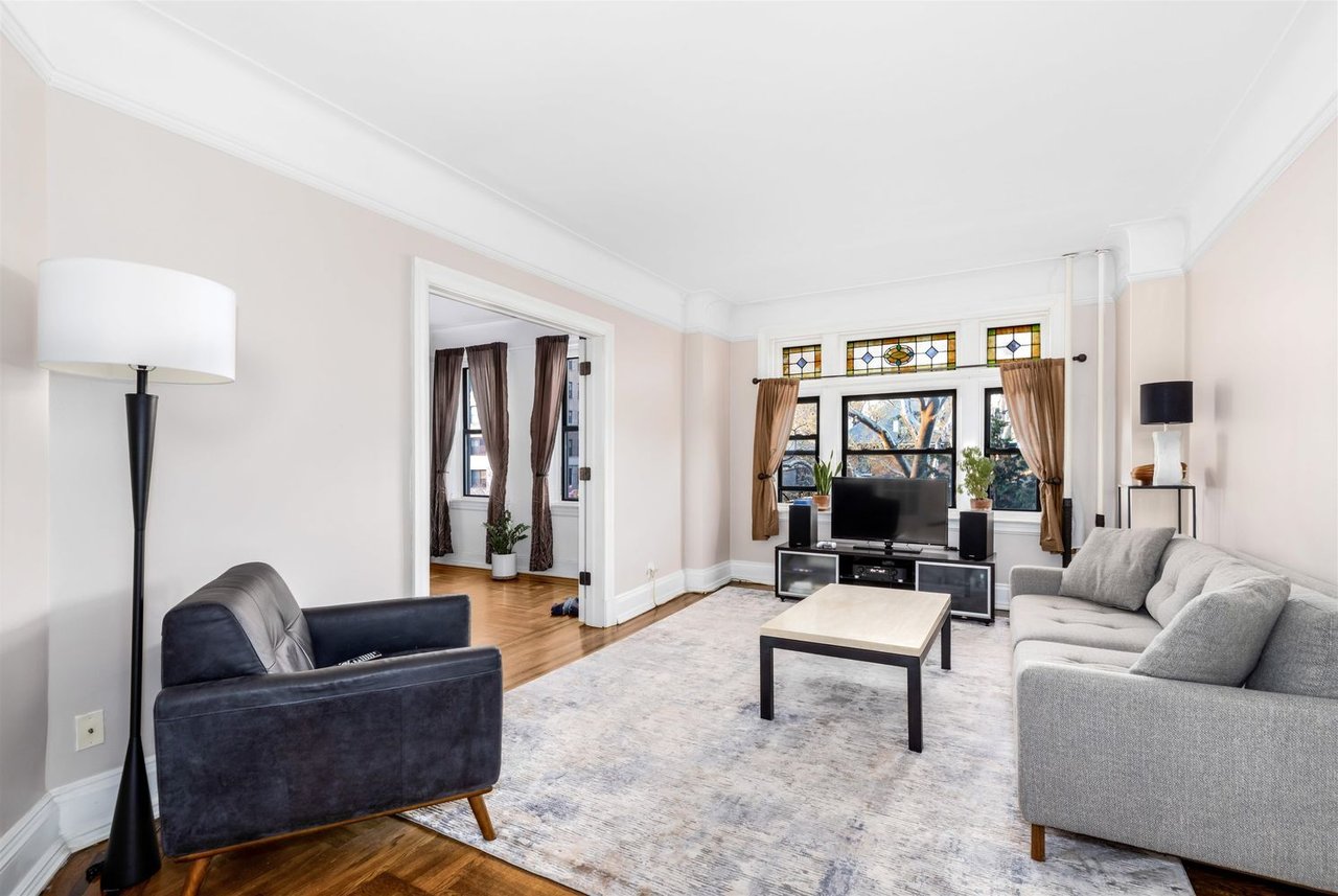 53 Duncan Ave #25