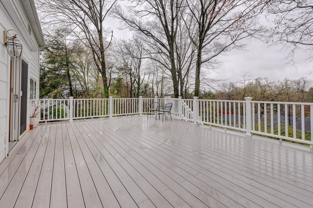 11 Ramsey Dr