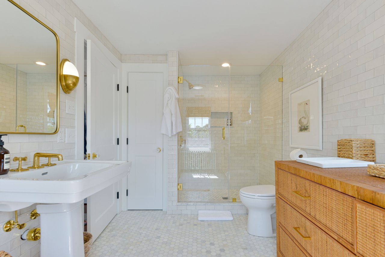 3 North Beach Street