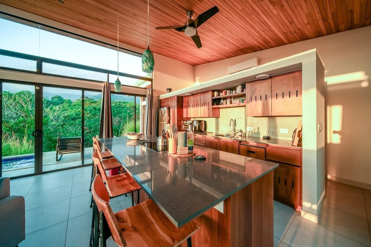 Ocean View Luxury Home, Ojochal, Puntarenas
