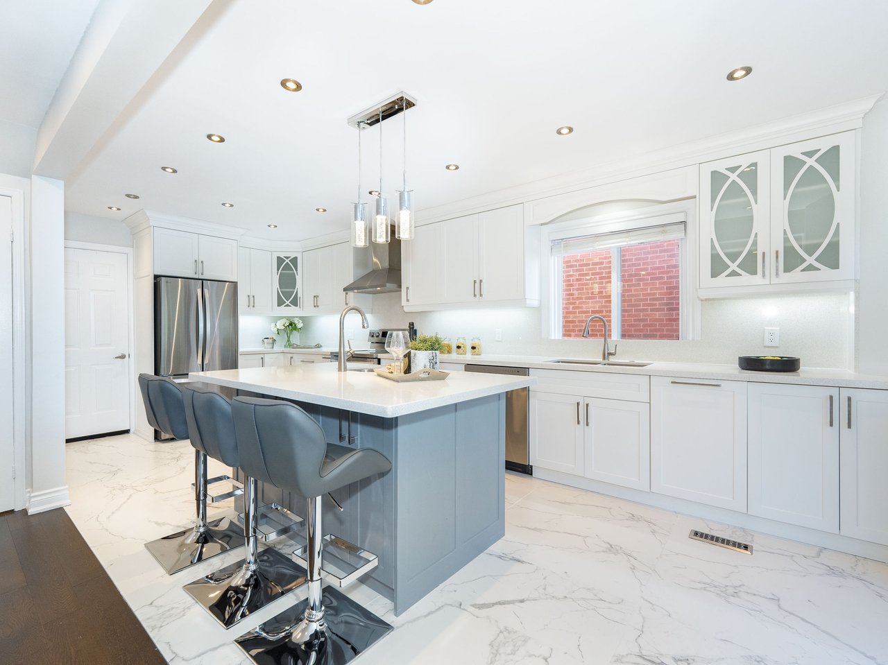 39 Kew Gdns
