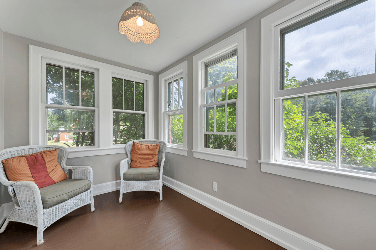 Beautiful Huge Home In Monticello