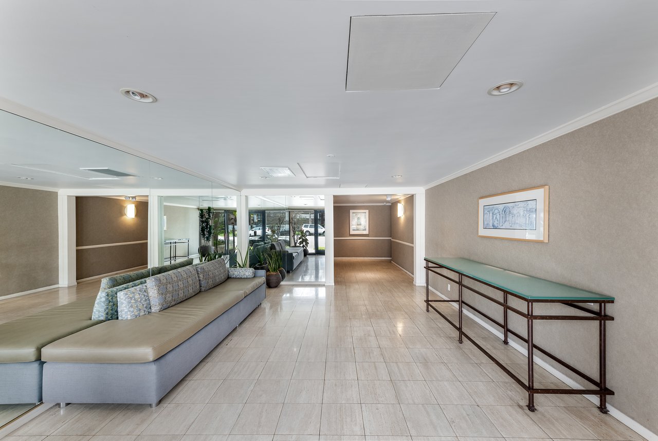 1930 S Beverly Glen Blvd #306