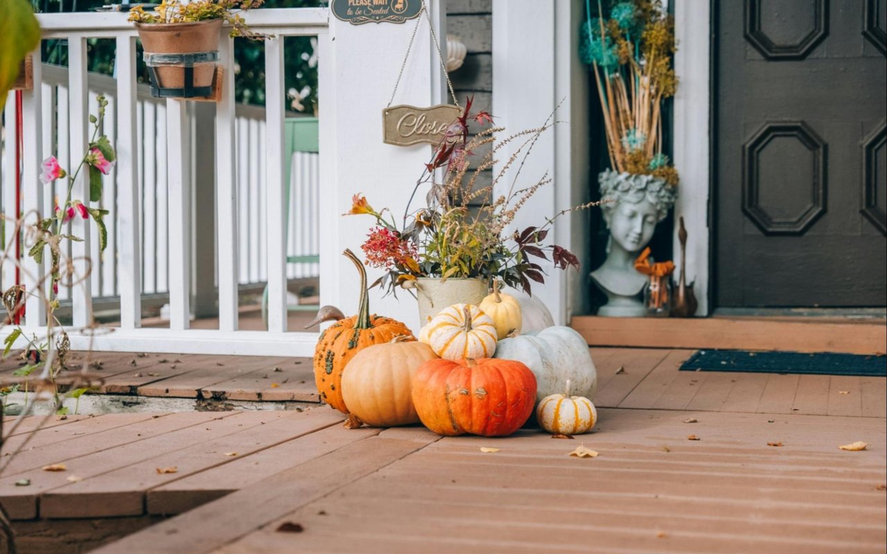 How Seasonal Staging Can Help Sell Your Hoboken Home Faster