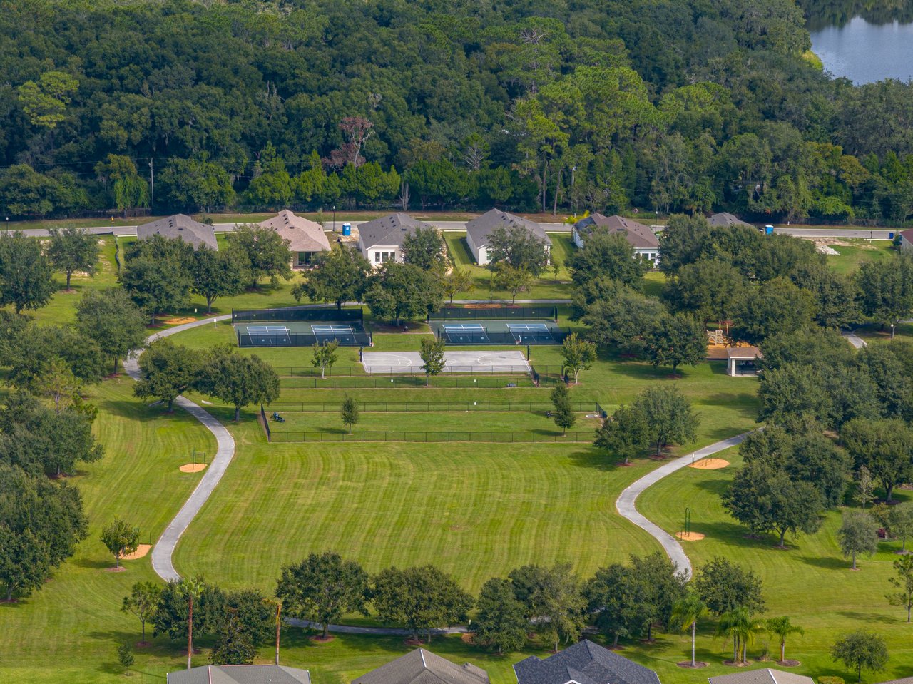 12333 WOODLANDS CIR