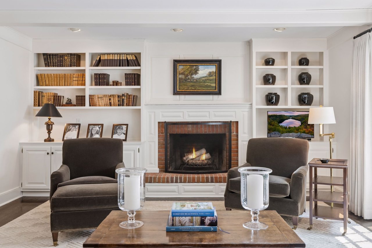 235 Hollander Road, Wayzata