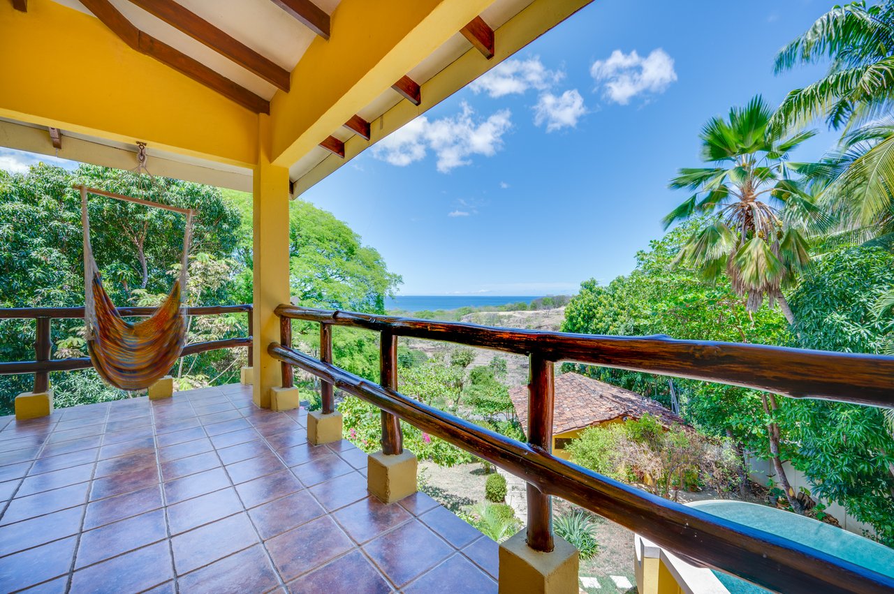 Casa Marazul | Ocean-View 5-Bedroom Home with Guest House & Infinity Pool near Playa Prieta