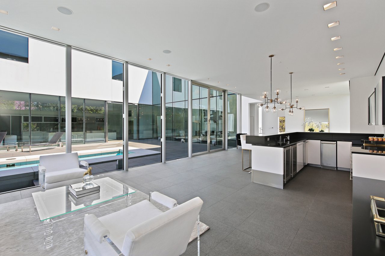 For Those Seeking An Extraordinary Lifestyle