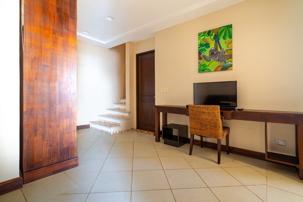 Canto Del Mar, Villa 3, Front Ridge Full Sunset Ocean and Jungle Views!
