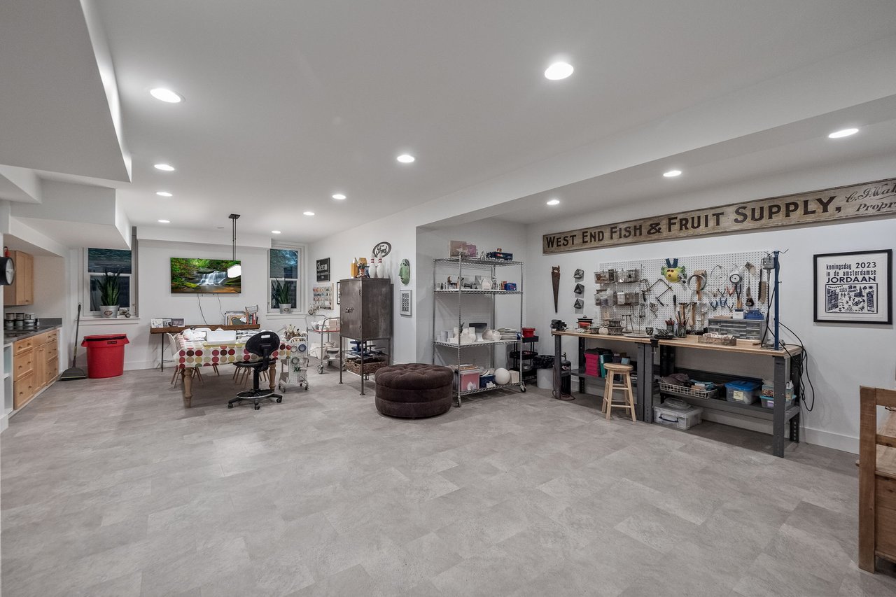 5425 Brookdale Rd, Bloomfield Hills, MI 48304