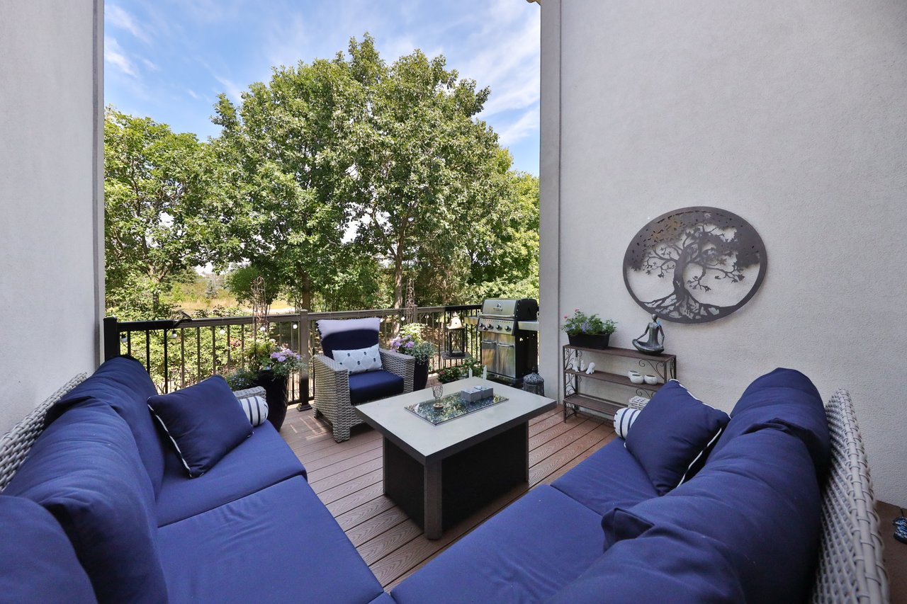 30-2400 Neyagawa Boulevard, Oakville