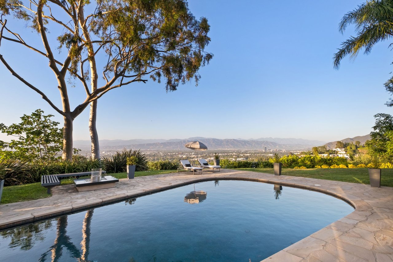 11531 Amanda Drive