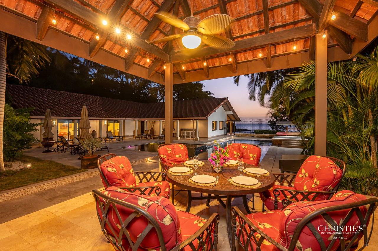 Casa Playa Bonita | Beachfront Luxury Estate in Playa Flamingo
