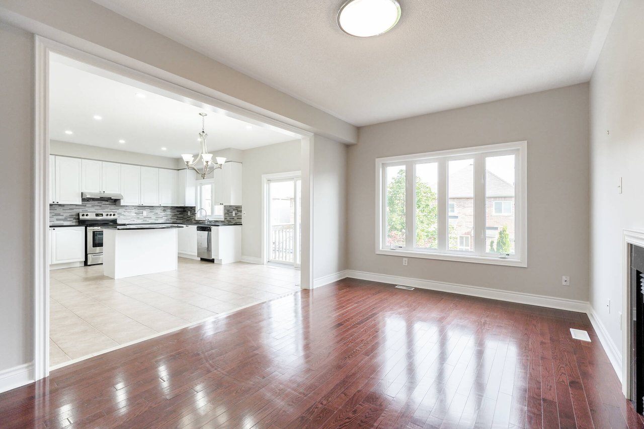 1648 Pennel Drive Unit: Upper