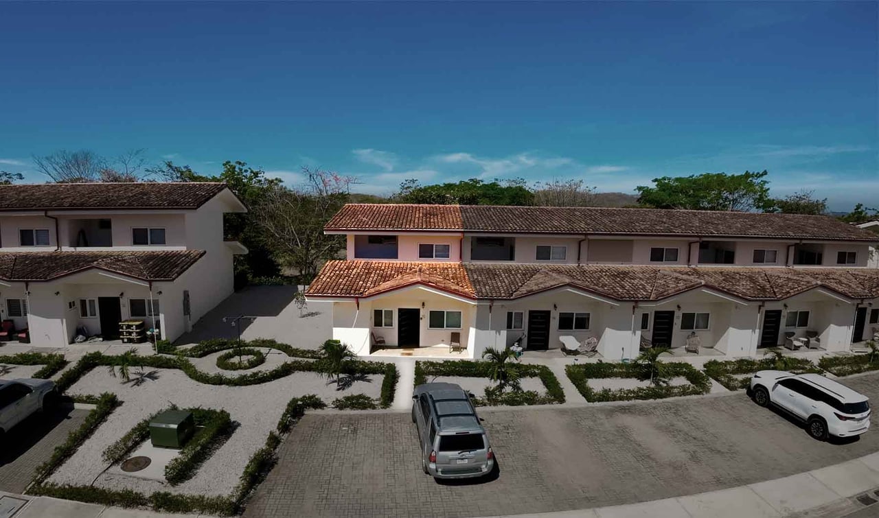 Jacarandas 15 | Modern 3-Bedroom Townhome Minutes from Tamarindo!