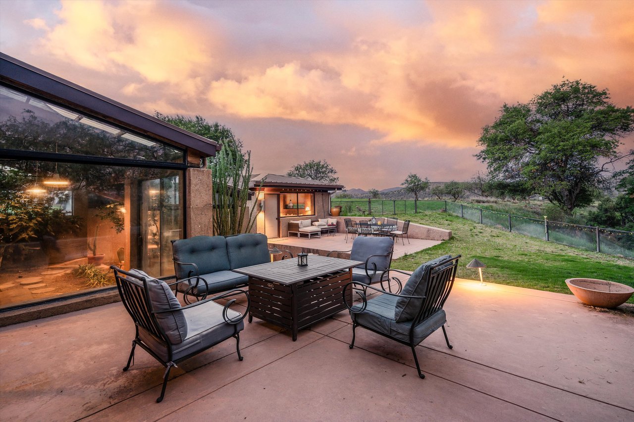 85 Hog Canyon Road