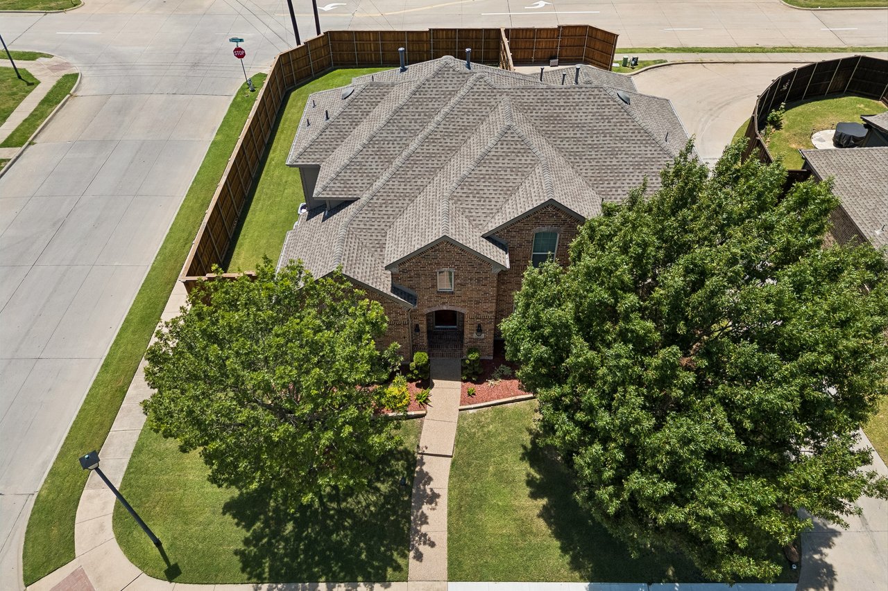 7001 Handen Drive