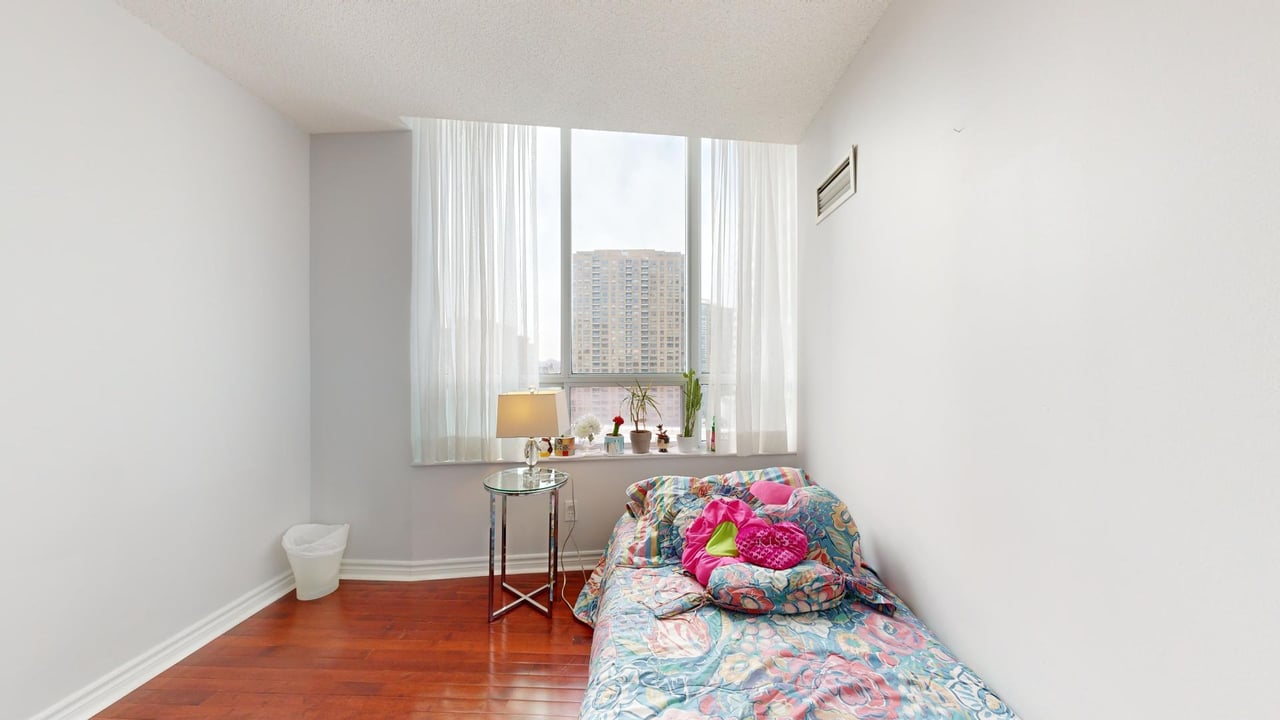 18 Spring Garden Ave Unit: 1510