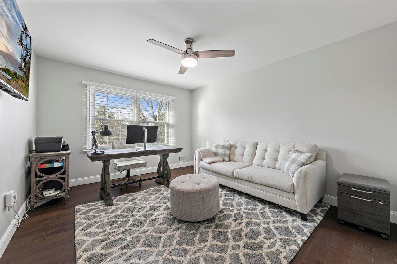 129 Four Winds Drive, Middletown, NJ