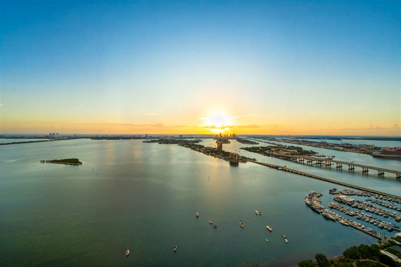 Quantum on the Bay Penthouse 4902