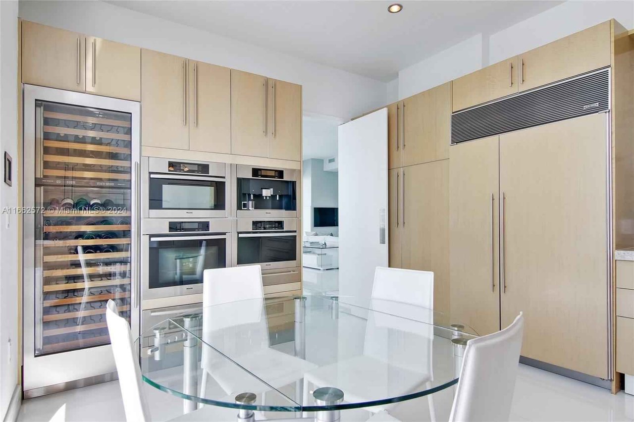 900 Brickell Key Blvd Unit PH3401