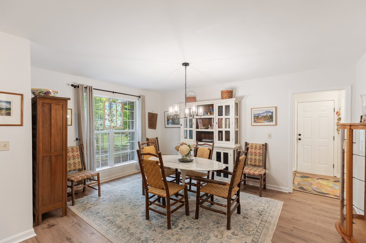 75 Hickory Dr
