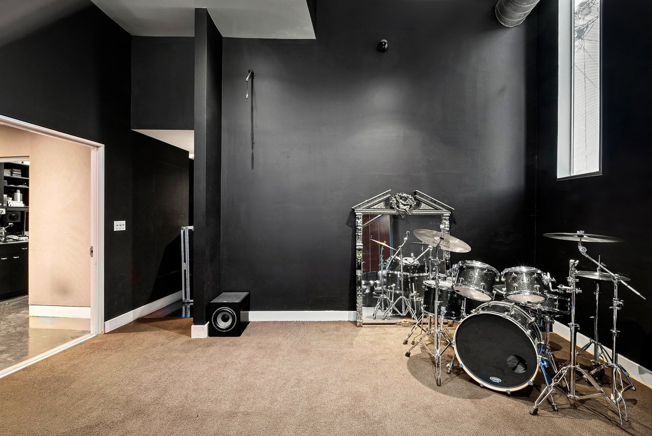 751 N Highland Ave, Hollywood