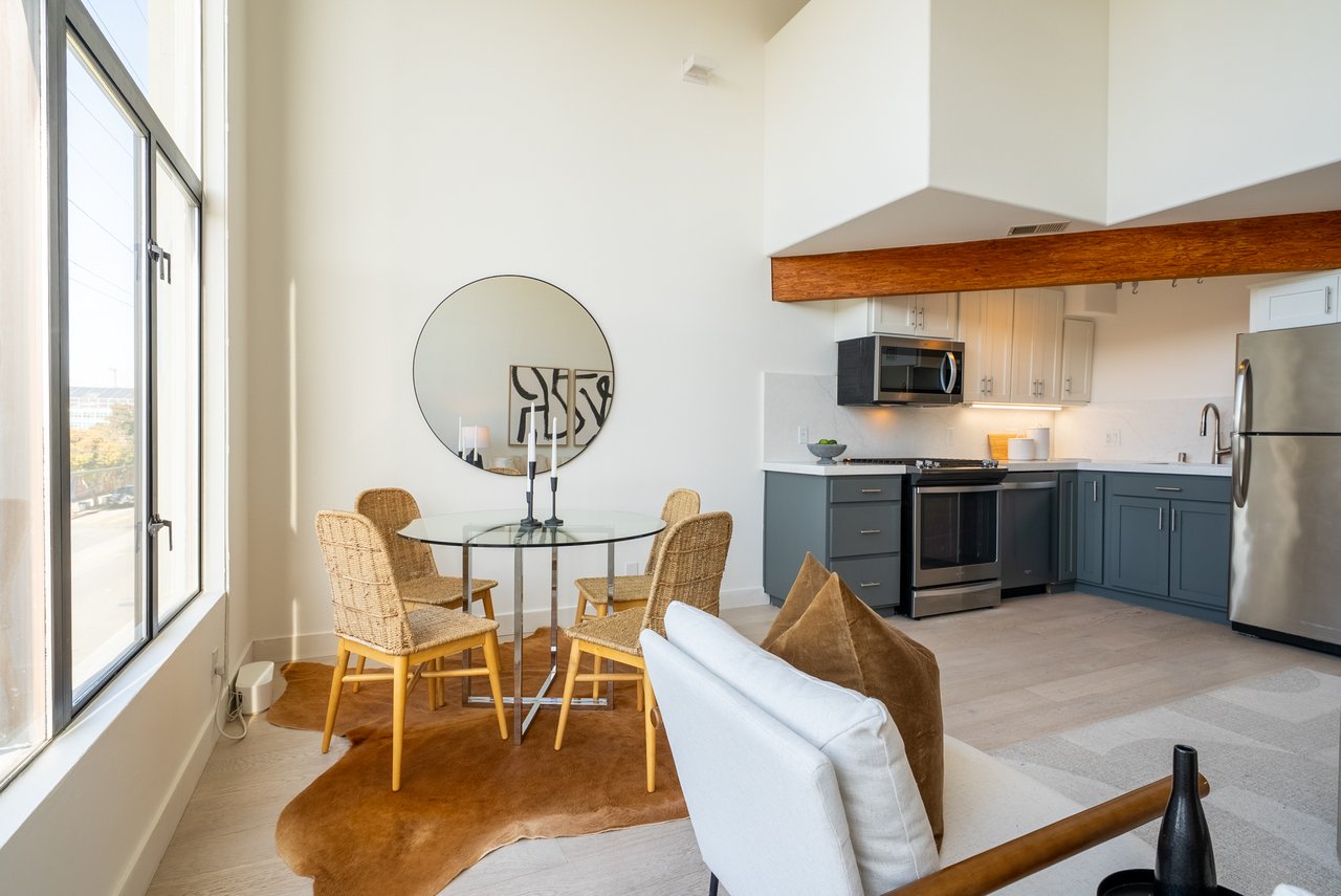 2301 Harrison St #203