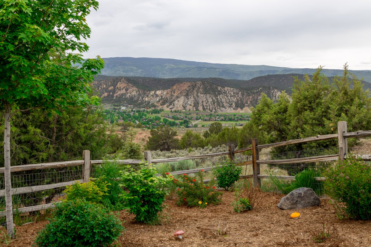 Pristine and Bright Four-Season Colorado Home