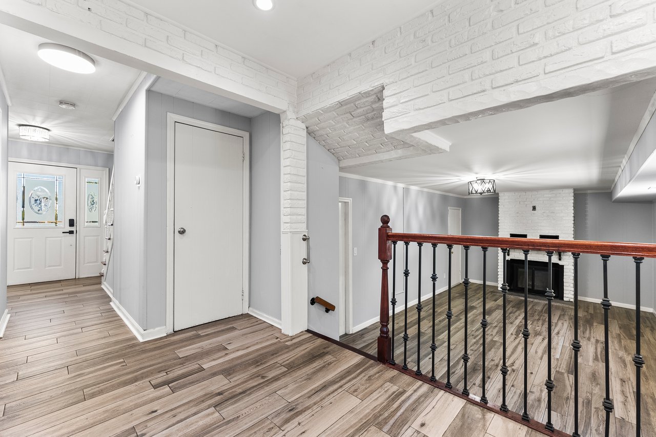 14 Mayling Court