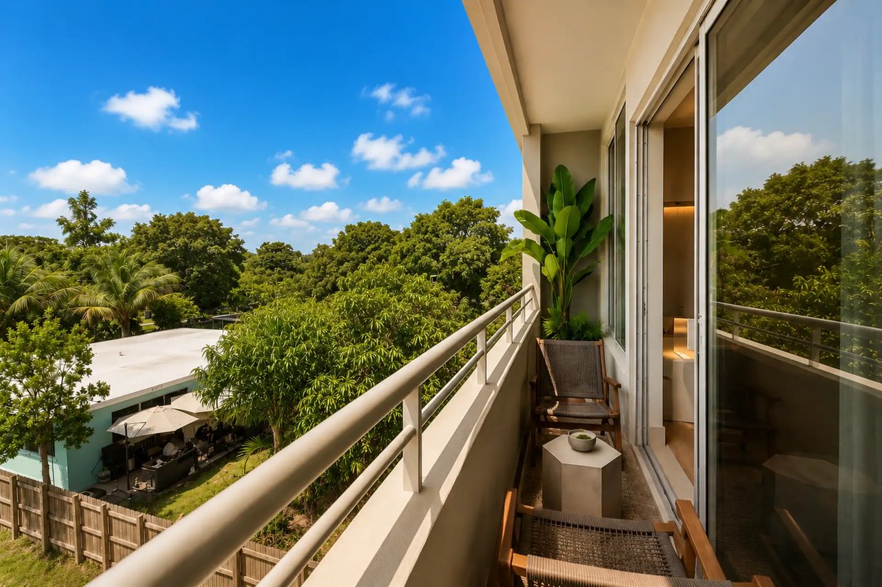3250 Grand Ave # 307