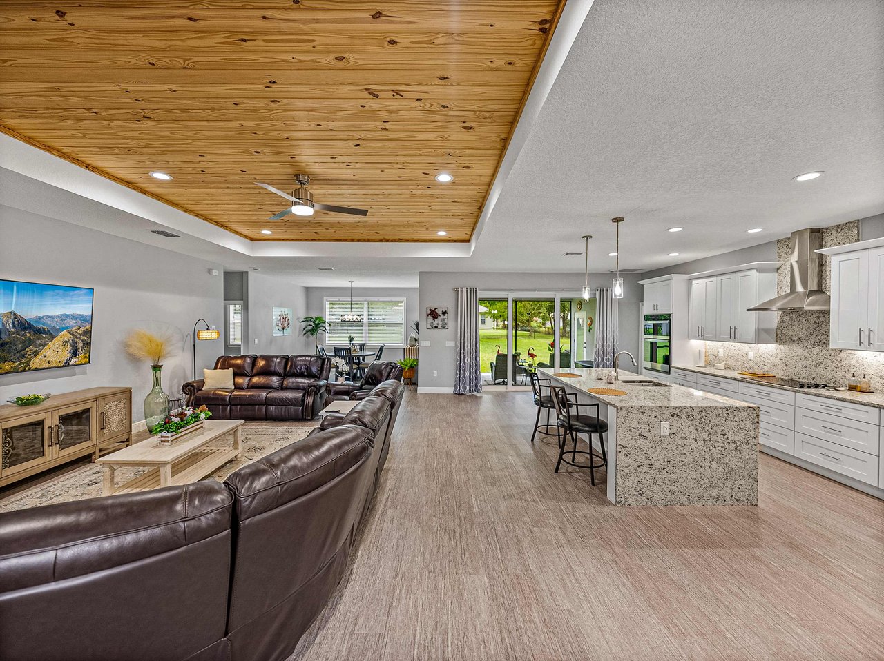 11521 PINE HOLLOW WAY