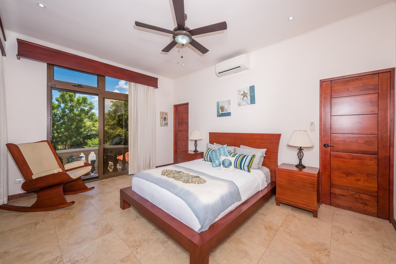 Casa Louzon Playa Flamingo