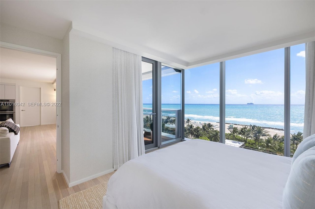 2901 Collins Ave, #901