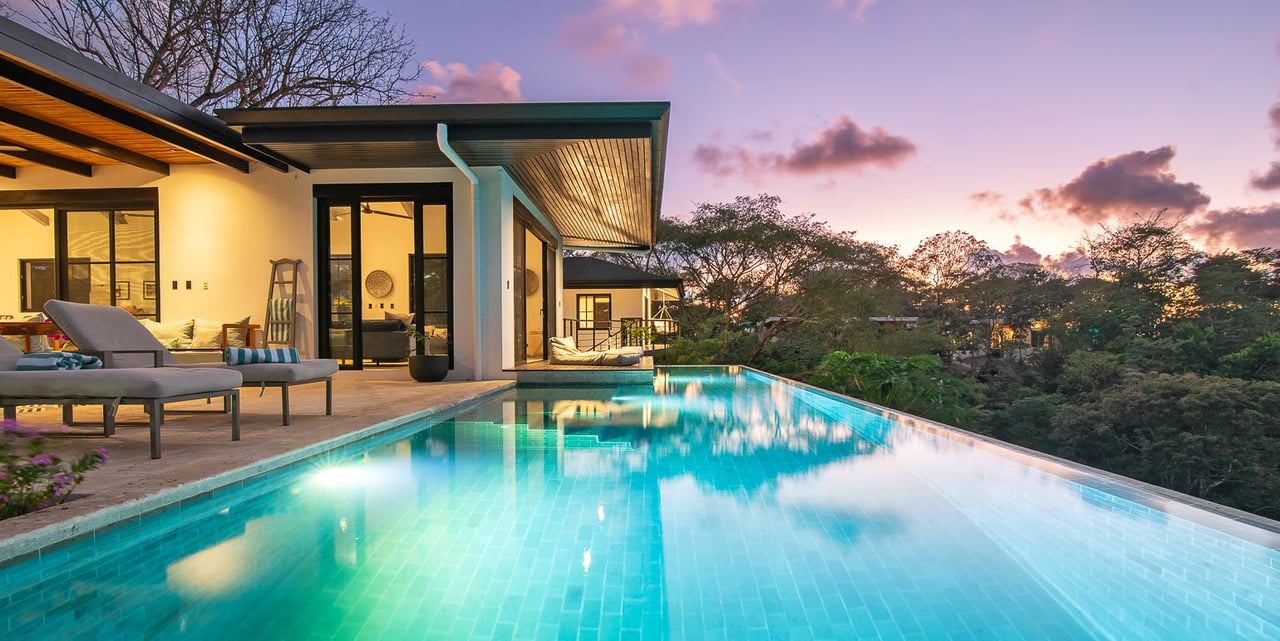 Villa Frangipani / Playa Hermosa, Santiago, Santa Teresa