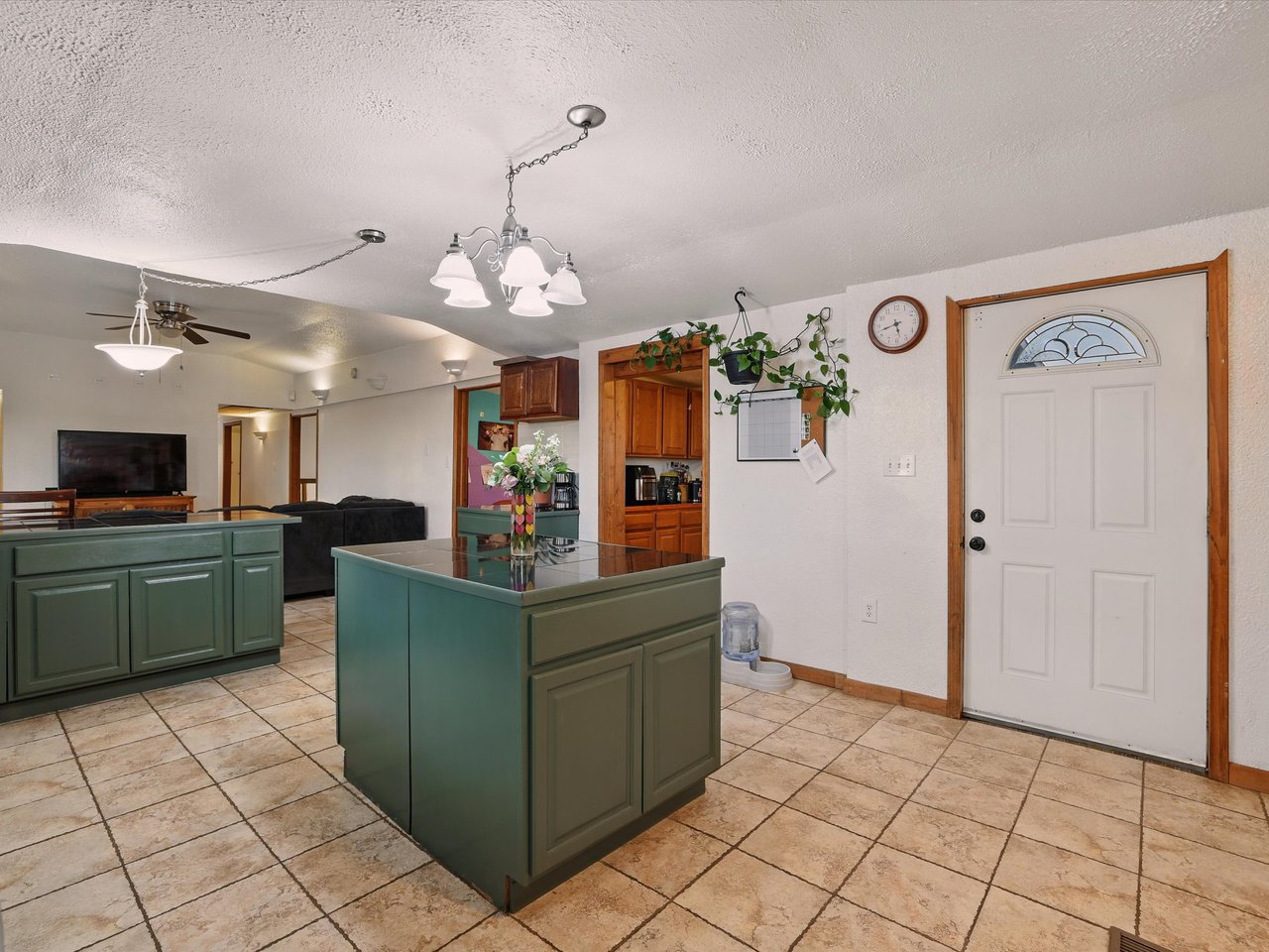 6615 Mulberry Road
