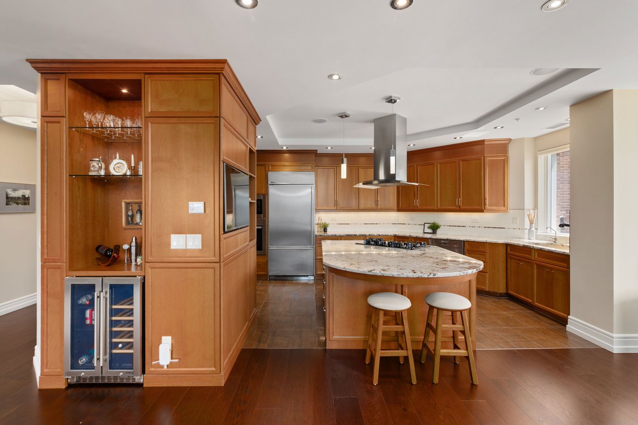 690 Princeton Way SW Unit: 801