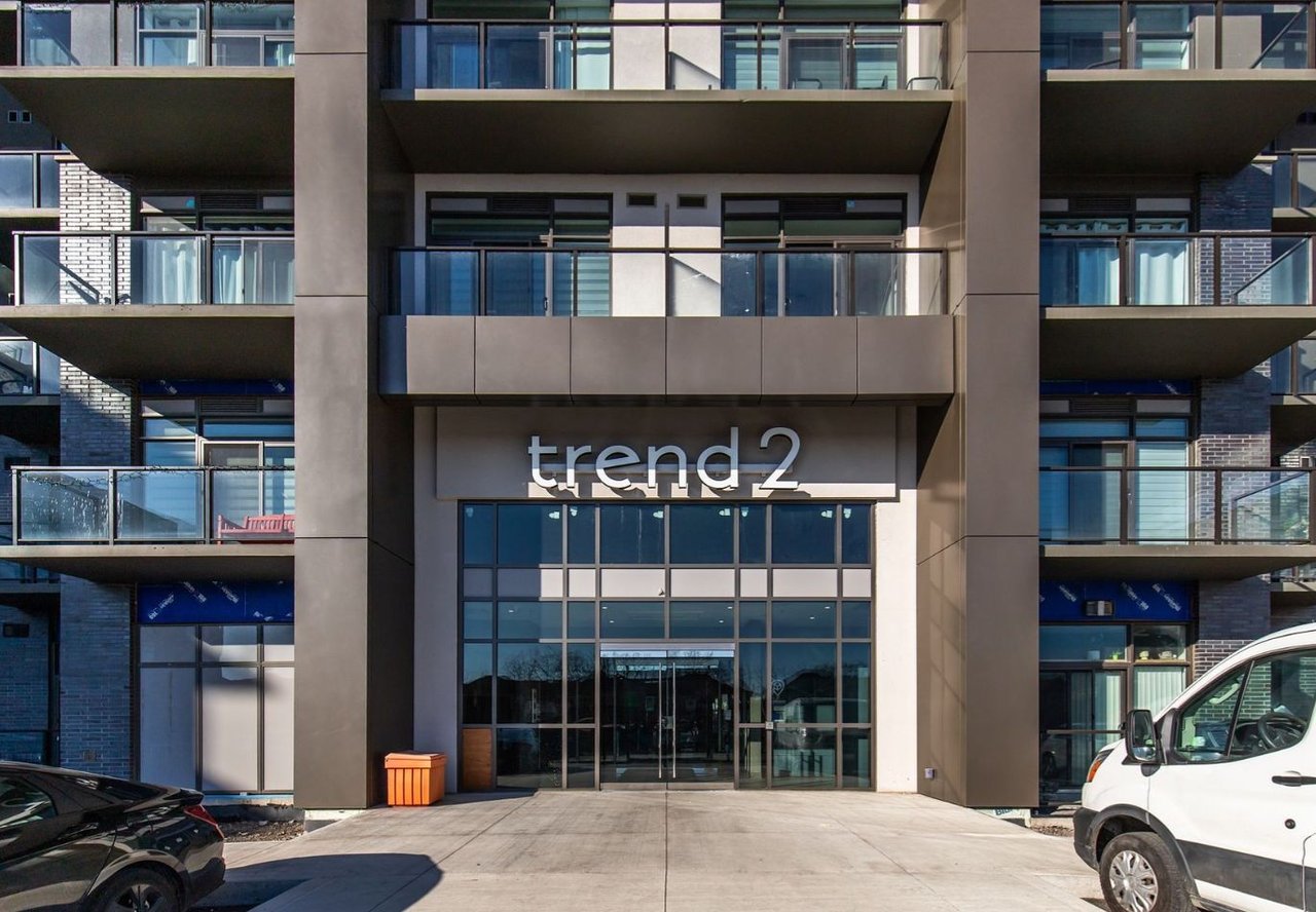 460 Dundas Street E 121