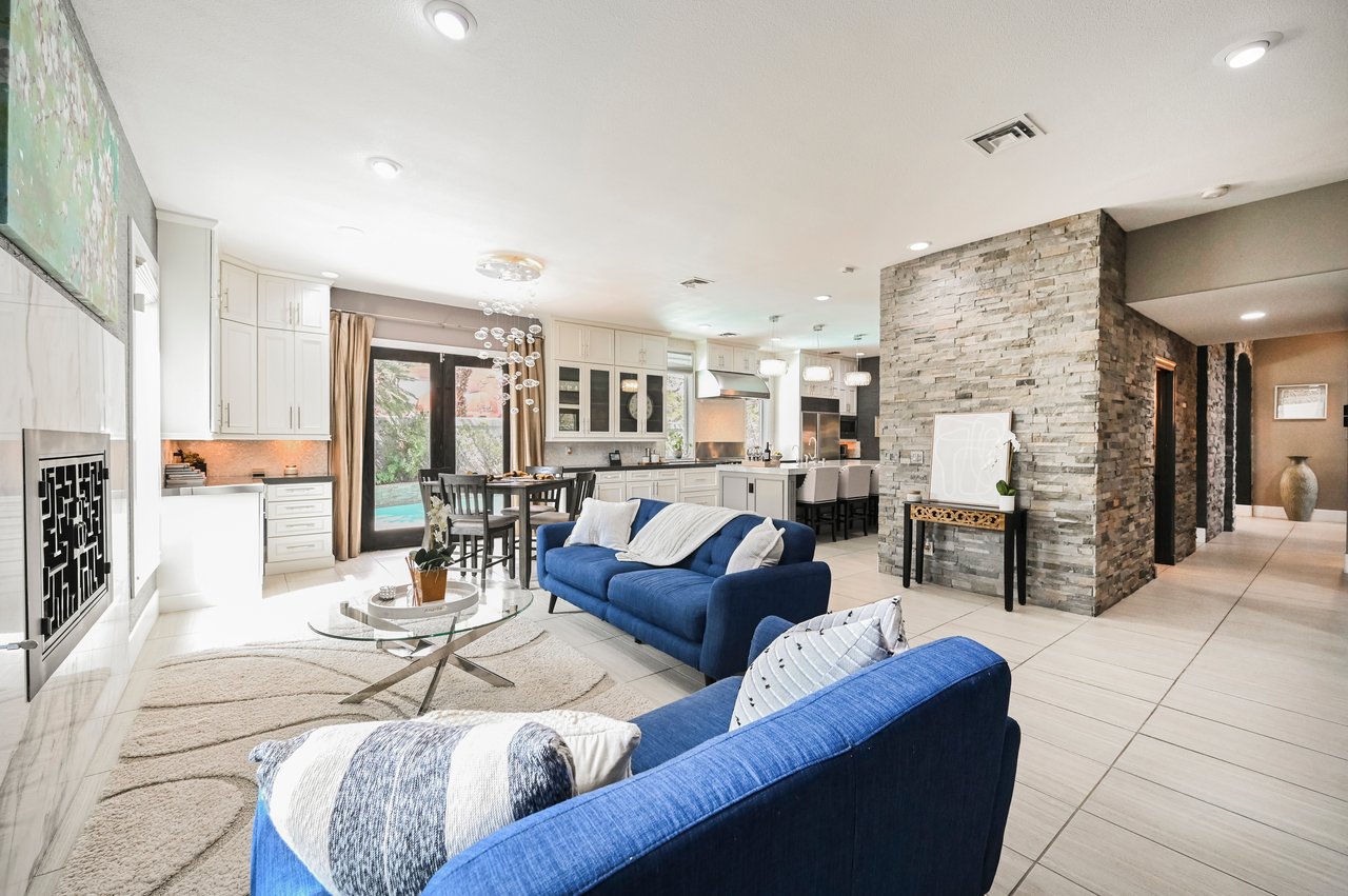 16 Princeville Lane