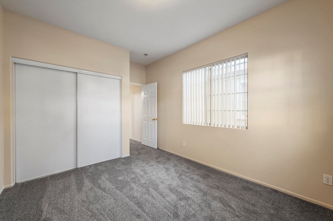 23861 Scarlet Oak Drive